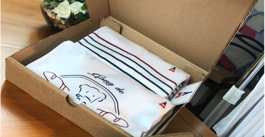 Une belle boite pour envoyer des vêtements ?!