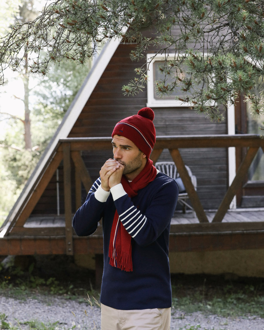 homme en pull l'hiver
