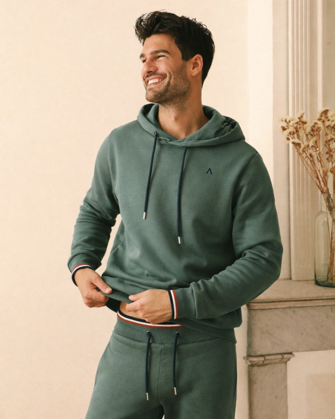 Sweat femme zippé à capuche coton bio "La planète …" sur Petit Goéland Sweat femme zippé à capuche coton bio "La planète …" sur Petit Goéland