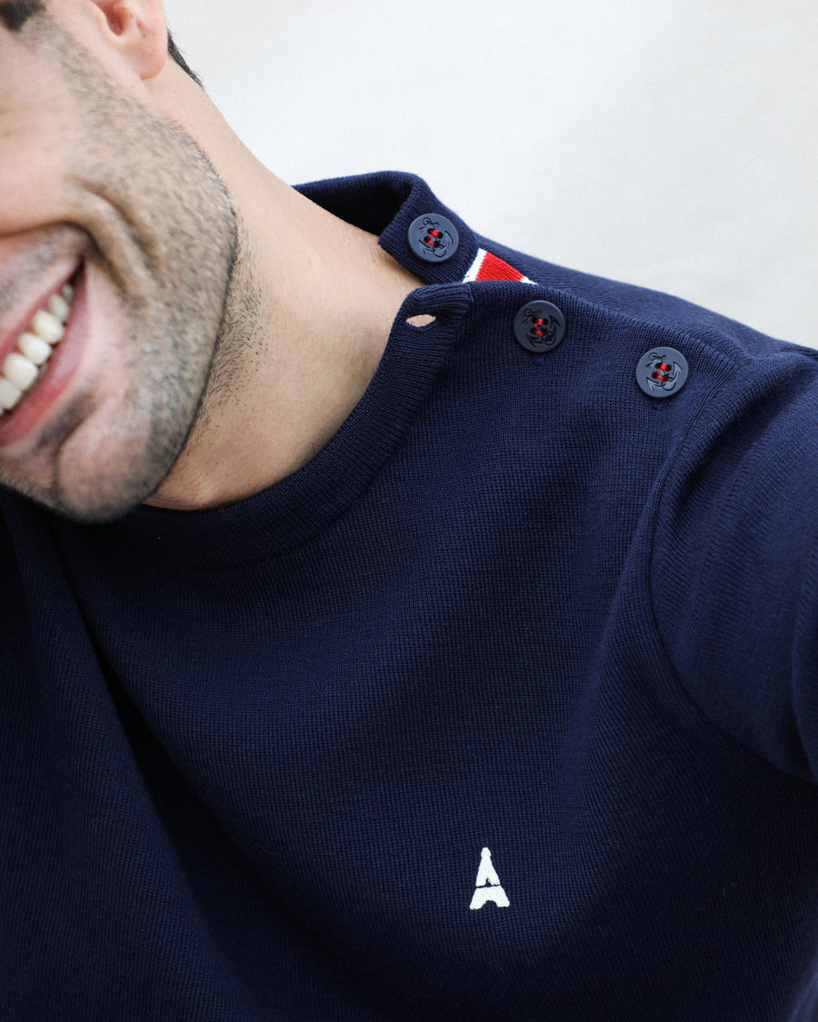 bouton épaule pull