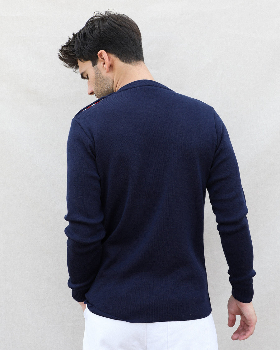 homme dos pull