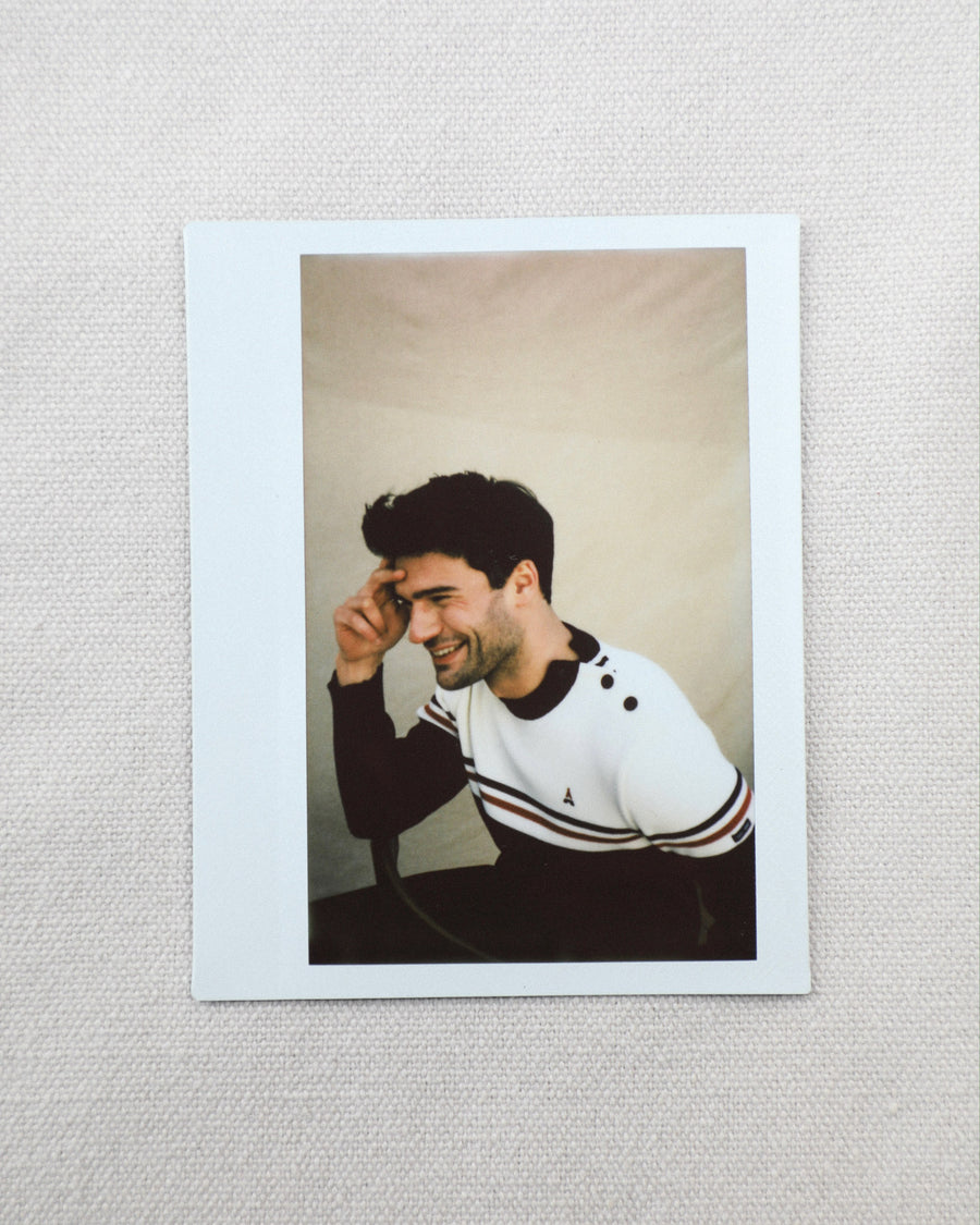 photo d'homme en pull